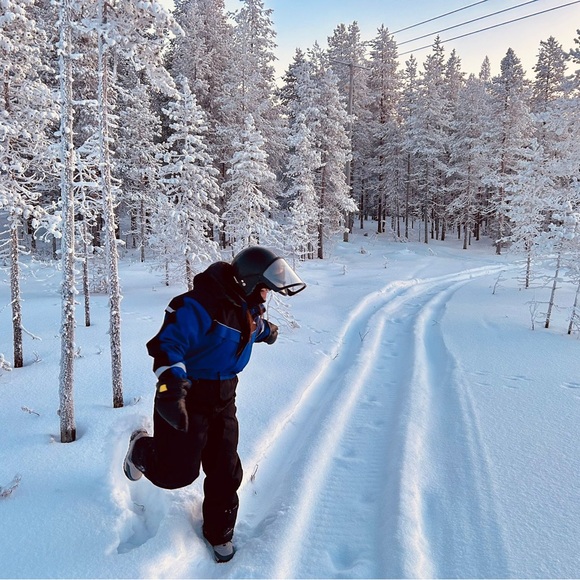 Meet your Posher, Carolina - Picture 1 of 2